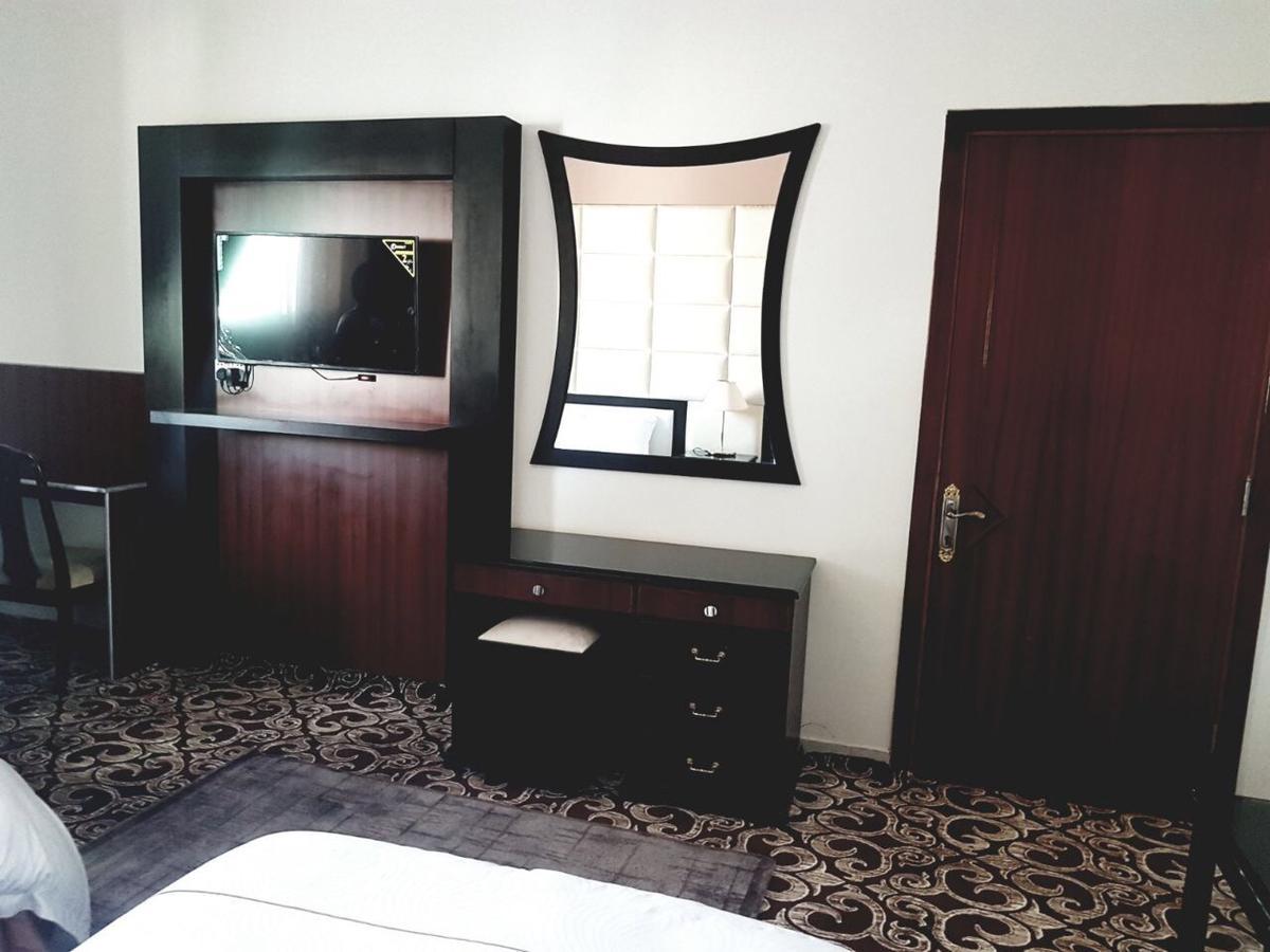 Dama Hotel Duba Exteriér fotografie